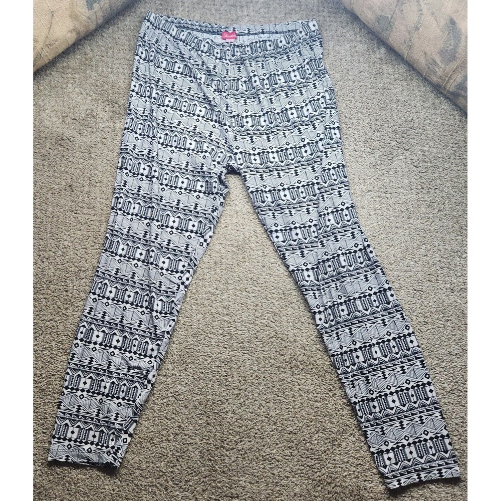 Womens 3X Large Leggings Pants Feathers Tribal Aztec White Black Bohemian XXXL